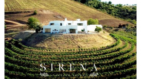 Sirena Vineyard Resort